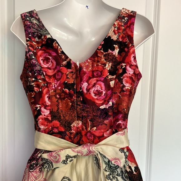 Simply devine Audrey Hepburn inspired Lady Vintage - Picture 8 of 16